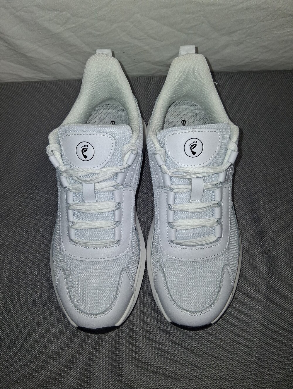GroundingWell Earthing White Sneaker with Black Logo Accent - Picture 15 of 16